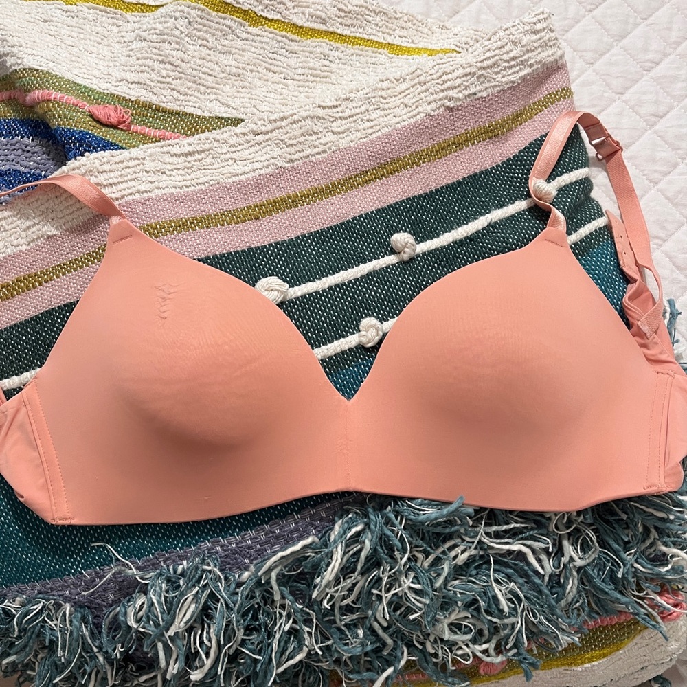 36 c coral pink Auden t shirt bra lingerie undergarment
